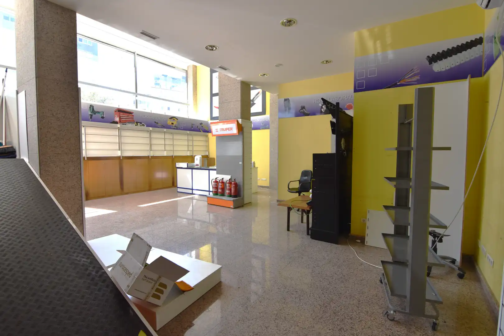 Local comercial en alquiler en Plaza José González Dopeso 51, imagen 16