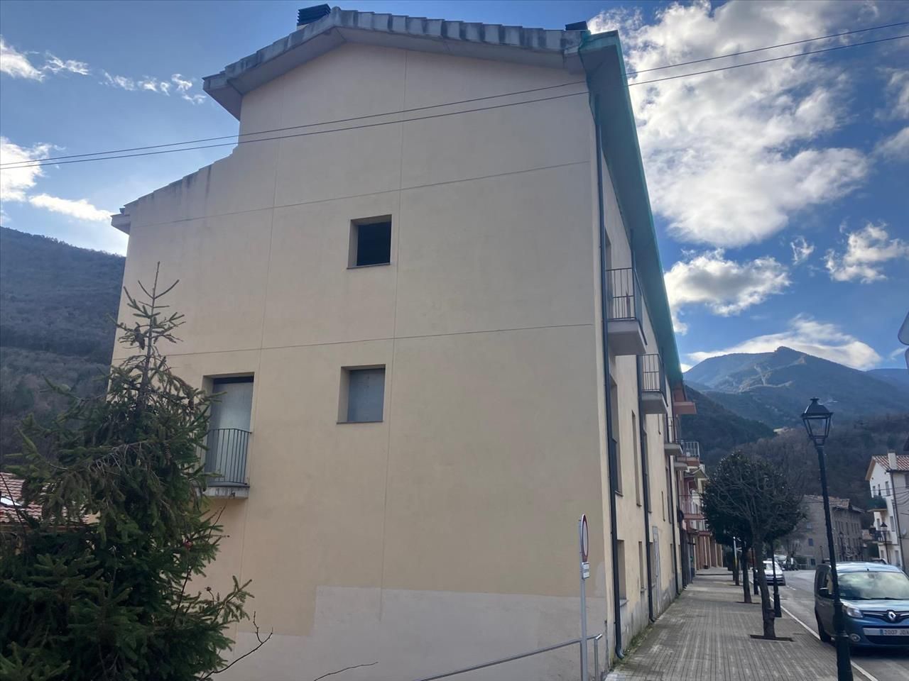 Flat for sale in DE RIBES, Cercs