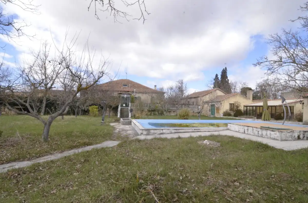 Casa o chalet en venta en Valverdón con Trastero y Piscina