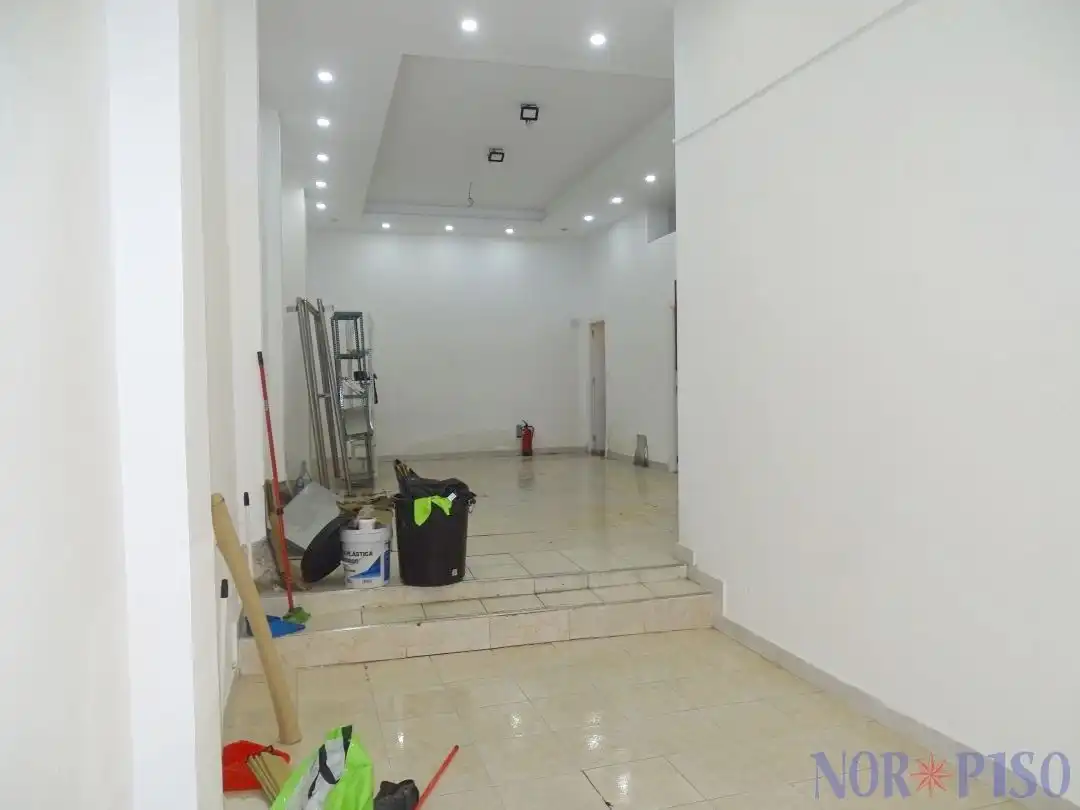 Local comercial en venda a Ibaiondo, imagen 6