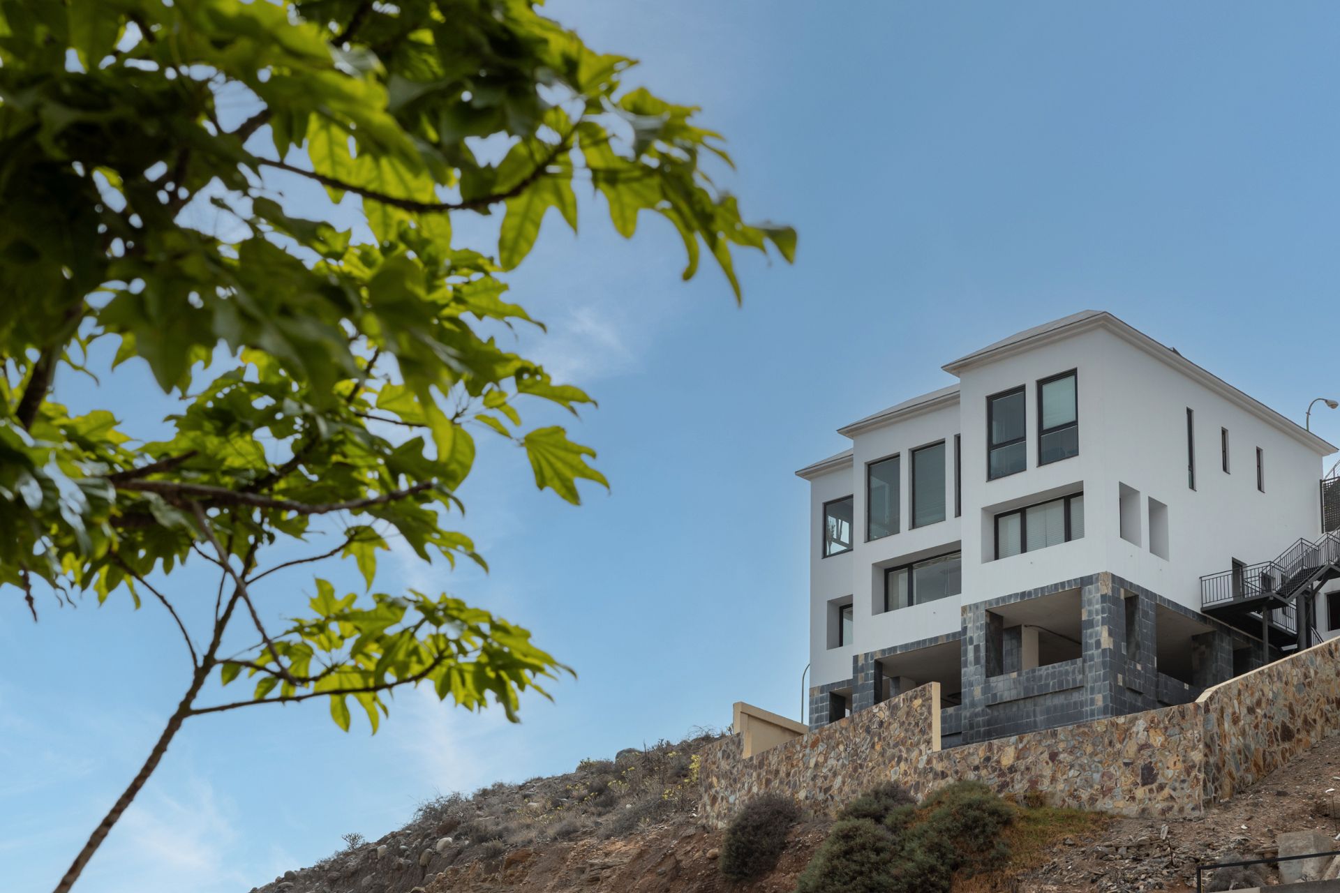 Exterior view of House or chalet for sale in Las Palmas de Gran Canaria  with Air Conditioner, Terrace and Furnished
