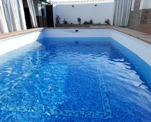 Piscina de Finca rústica en venda en Lucena amb Aire condicionat, Terrassa i Piscina