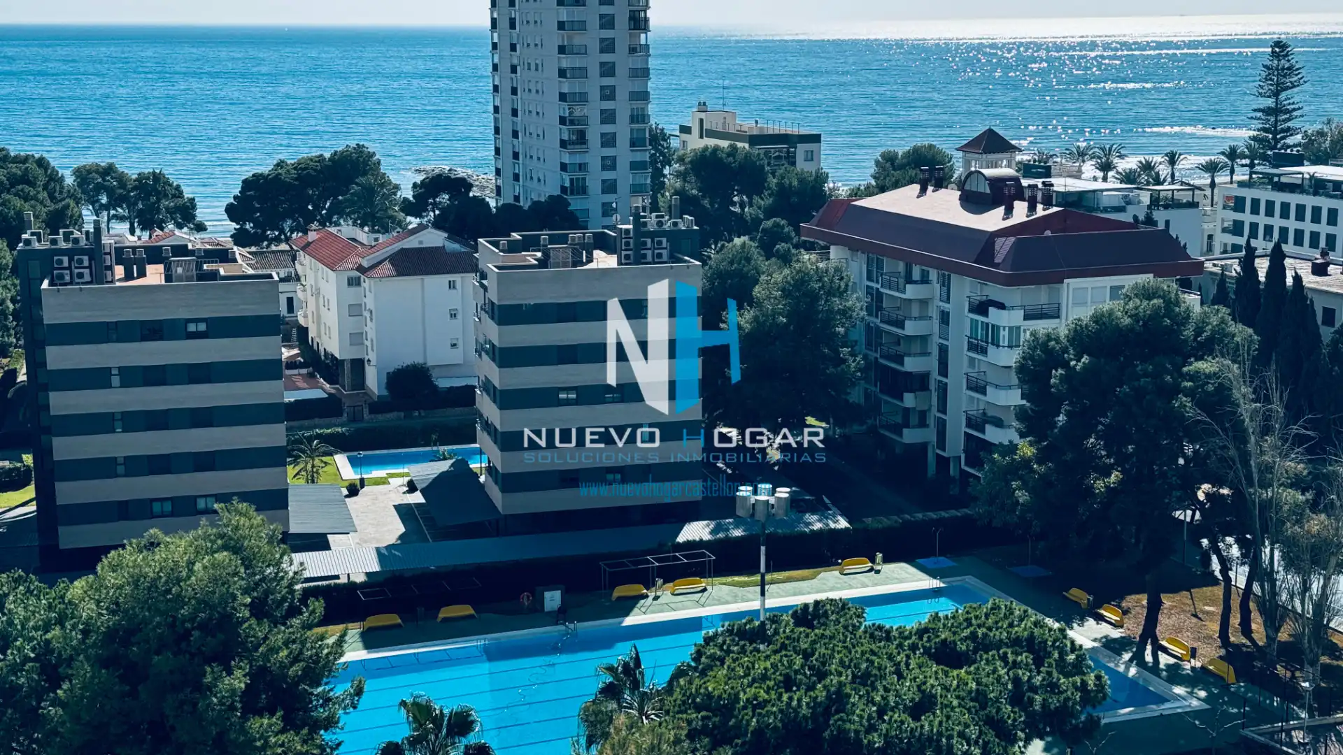 Piscina de Apartamento en venta en Benicasim / Benicàssim con Terraza, Amueblado y Lavadora