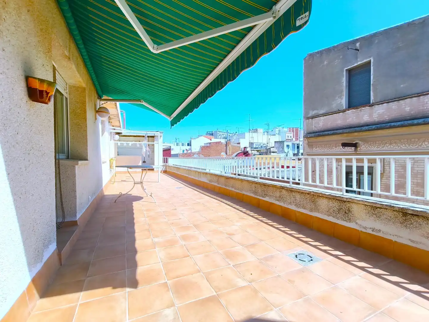 Terraza de Piso en venta en Reus con Calefacción, Terraza y Trastero