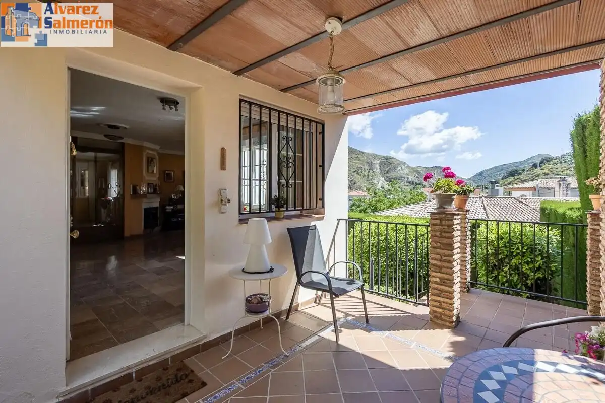 Villa mit Pool zum Verkauf in Calle Brasil, imagen 4