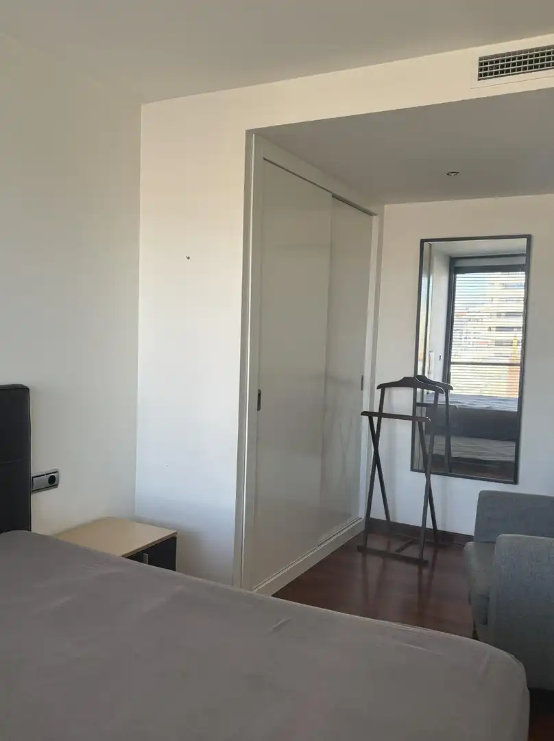 Schlafzimmer von Wohnung zum Verkauf in Barcelona mit Balkon