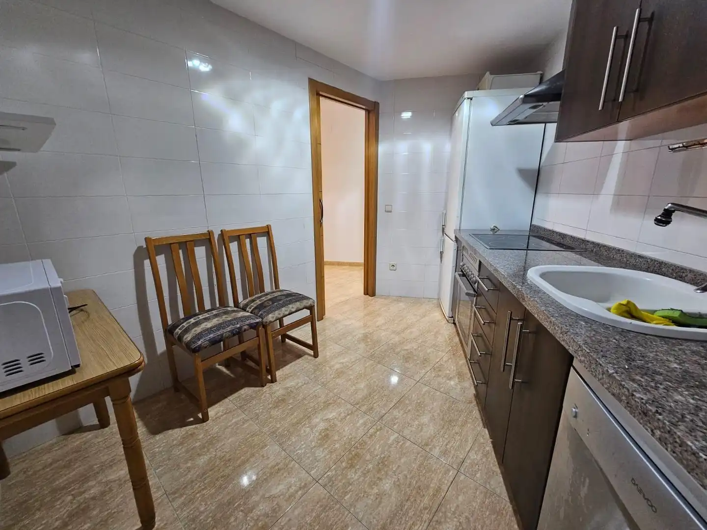Kitchen of Flat for sale in Simat de la Valldigna  with Air Conditioner, Private garden and Balcony