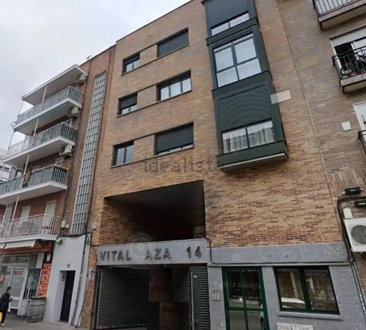 Vista exterior de Piso de alquiler en Madrid con Calefacción y Terraza