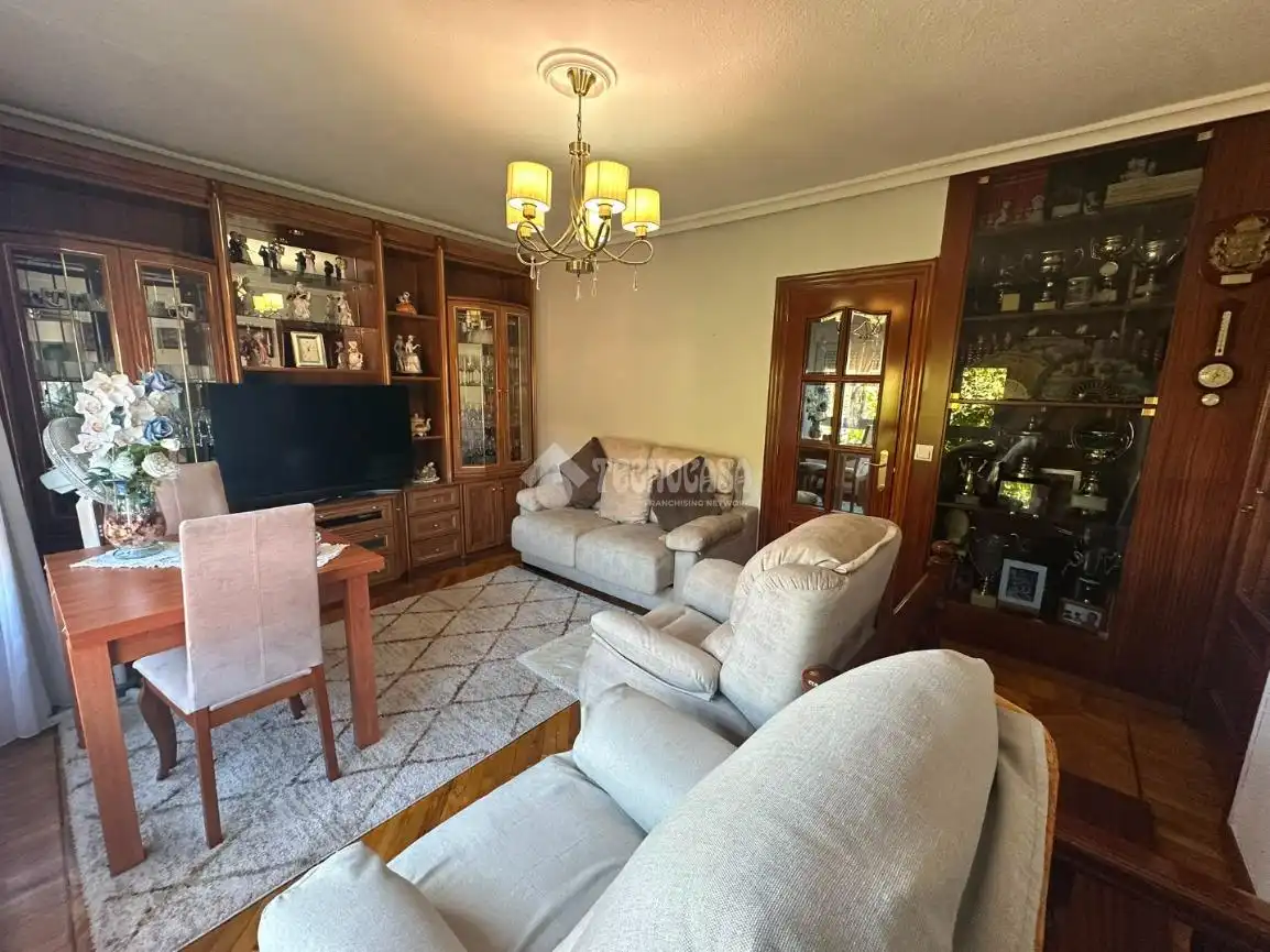 Sala d'estar de Pis en venda en Santander amb Calefacció i Traster