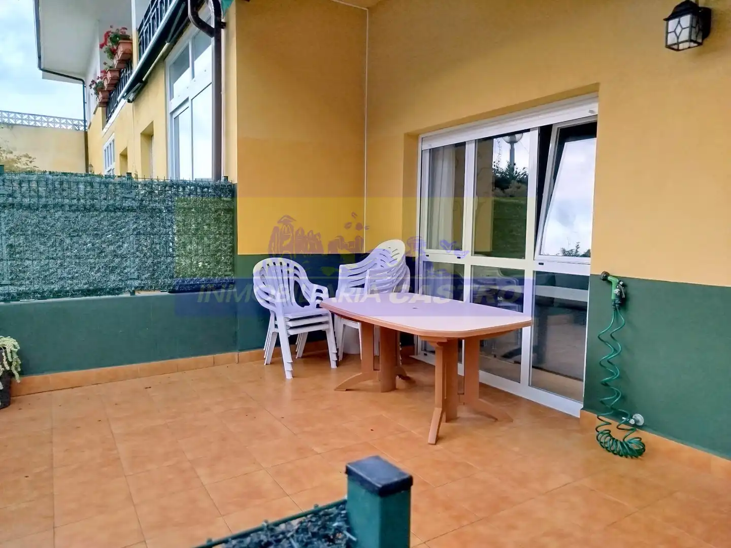 Terrace of Detached homes for rent in Castro-Urdiales  with Heating, Terrace and Furnished
