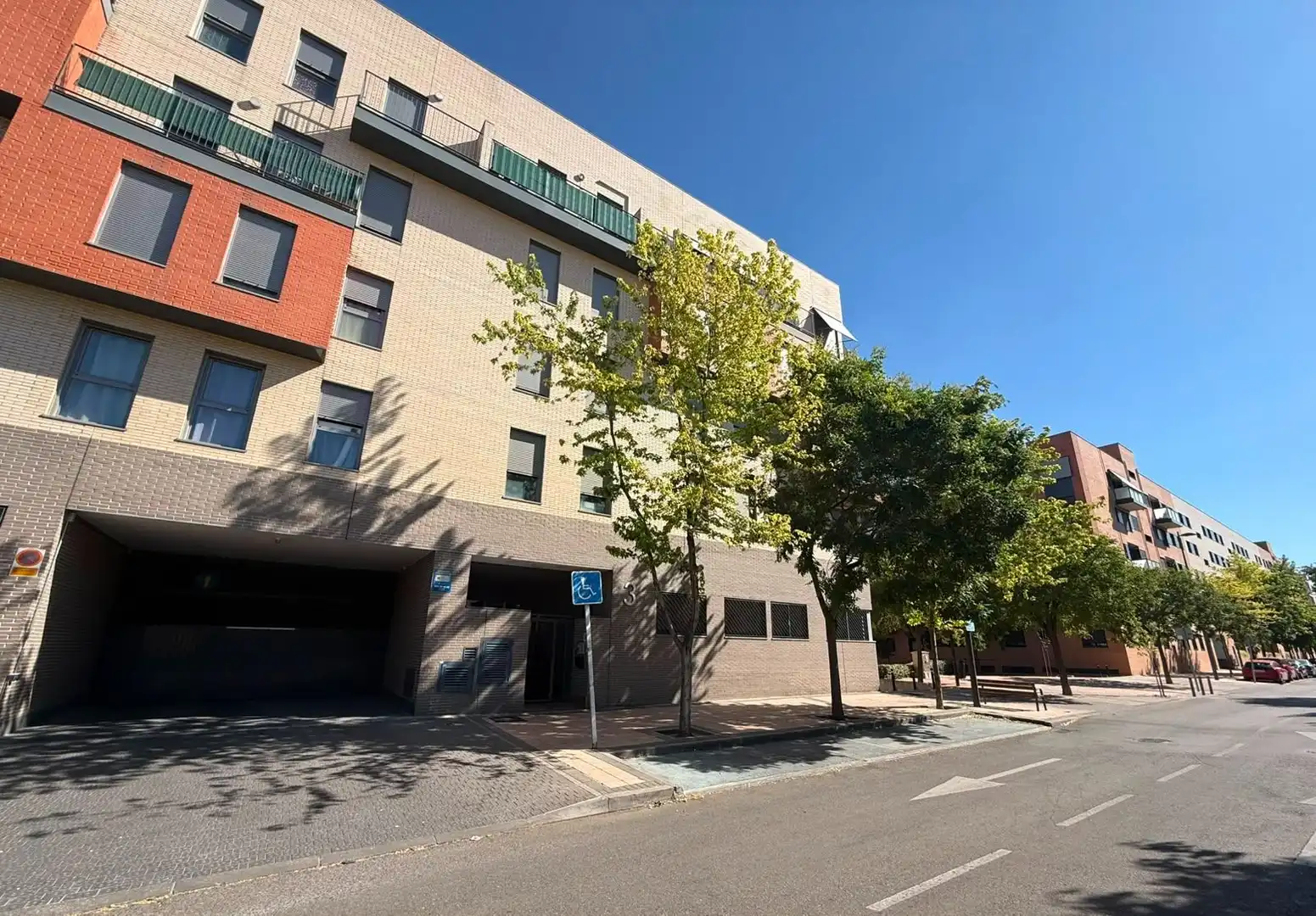 Vista exterior de Pis de lloguer en Getafe amb Calefacció