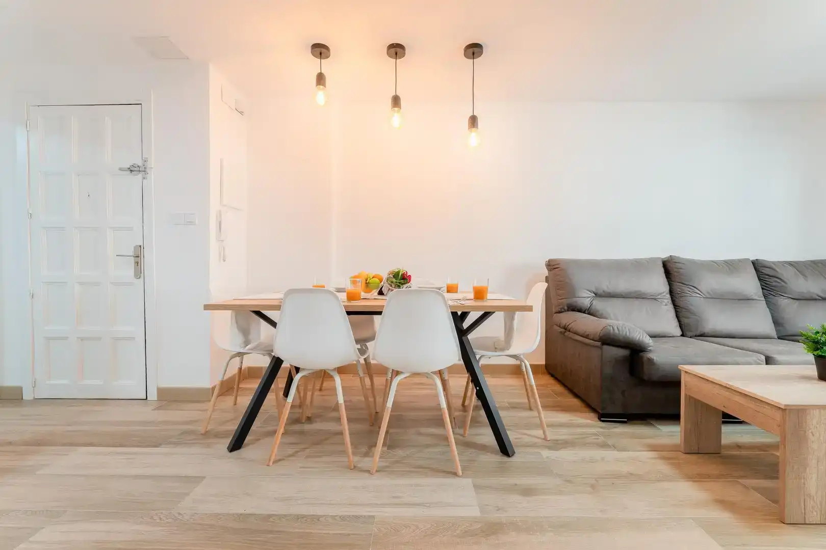 Dining room of Flat for rent in Salou  with Air Conditioner, Parquet flooring and Furnished