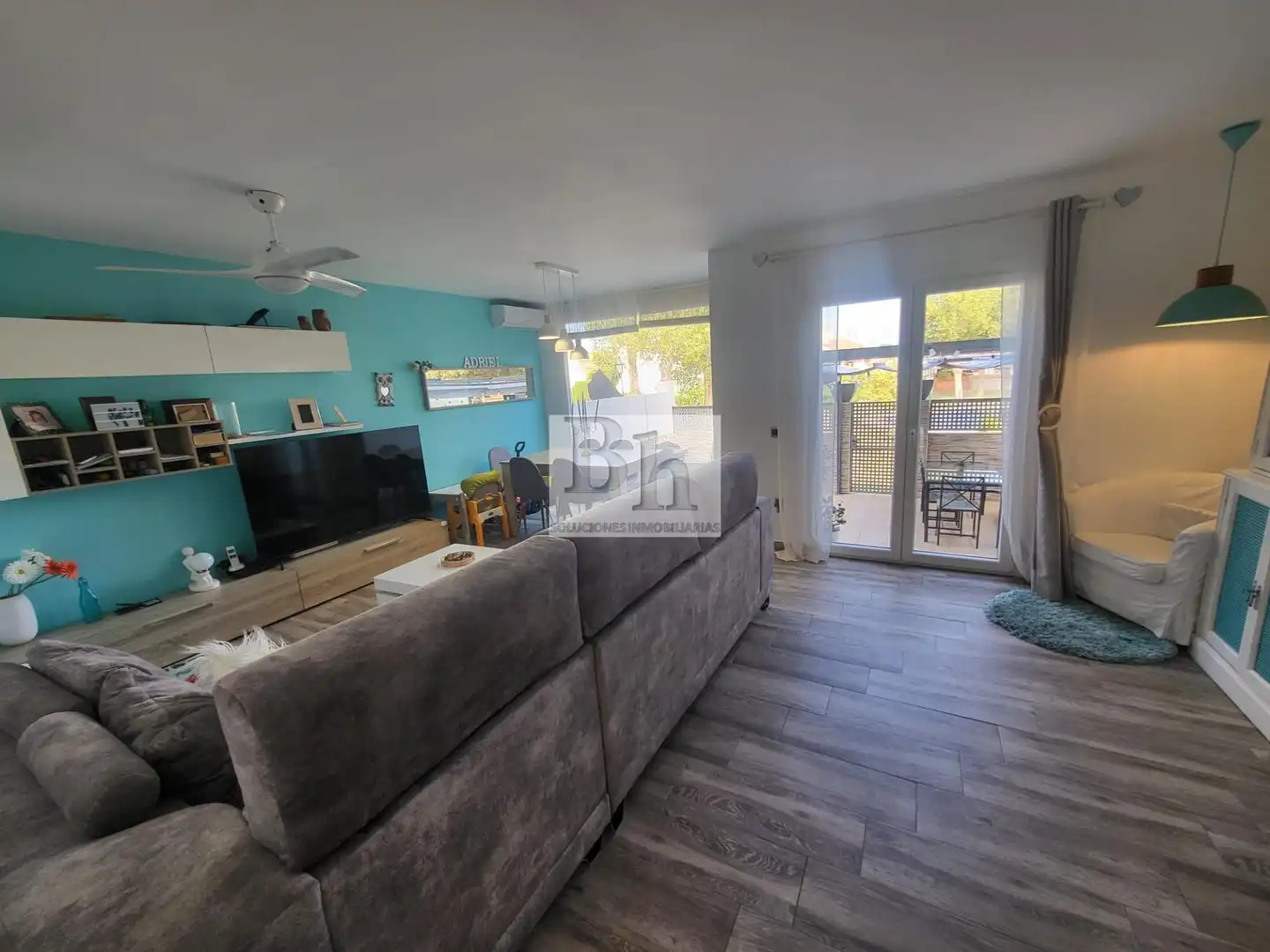 Sala de estar de Casa adosada en venta en Alhaurín de la Torre