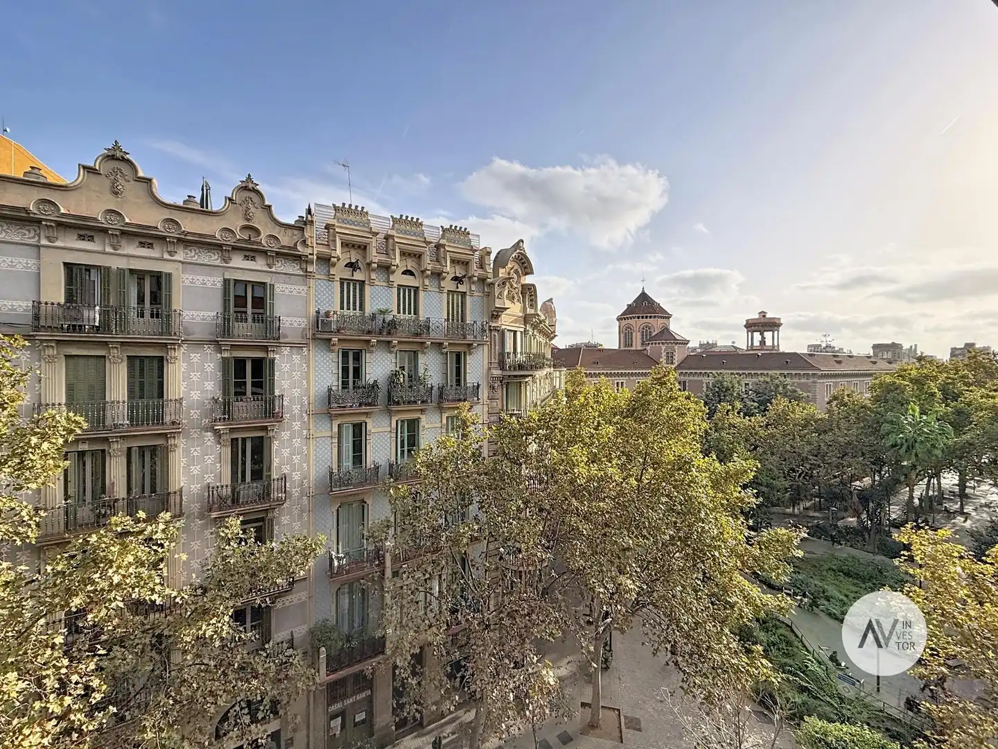 Vista exterior de Pis en venda en Barcelona amb Aire condicionat, Calefacció i Terrassa