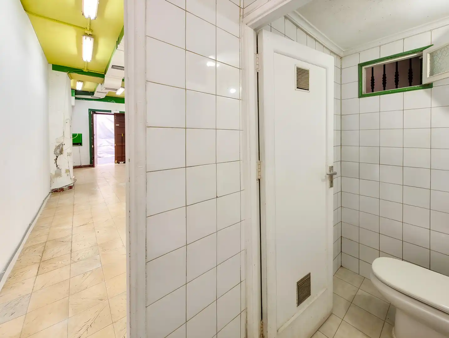 Bany de Casa o xalet en venda en Las Palmas de Gran Canaria amb Terrassa, Traster i Moblat