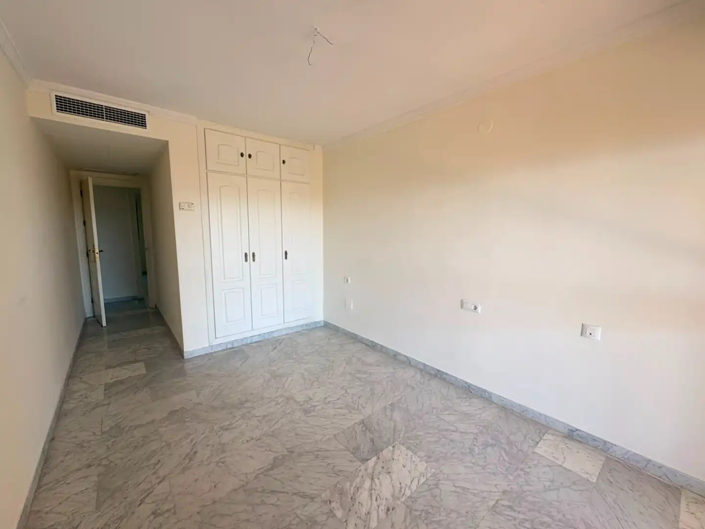 Bedroom of Flat for rent in Málaga  with Terrace and Community pool