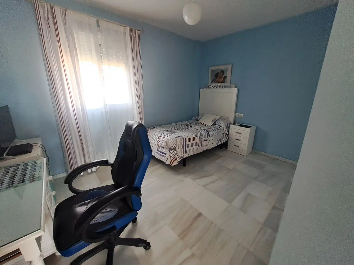 Dormitori de Casa o xalet en venda en Dos Hermanas amb Aire condicionat, Jardí privat i Terrassa