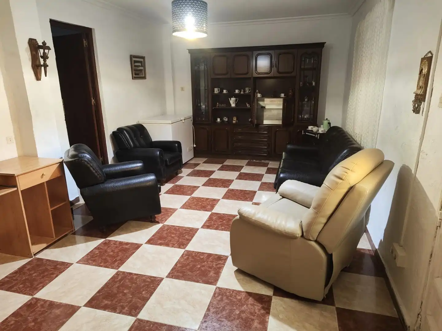 Sala de estar de Casa adosada en venta en Málaga con Aire acondicionado, Terraza y Amueblado