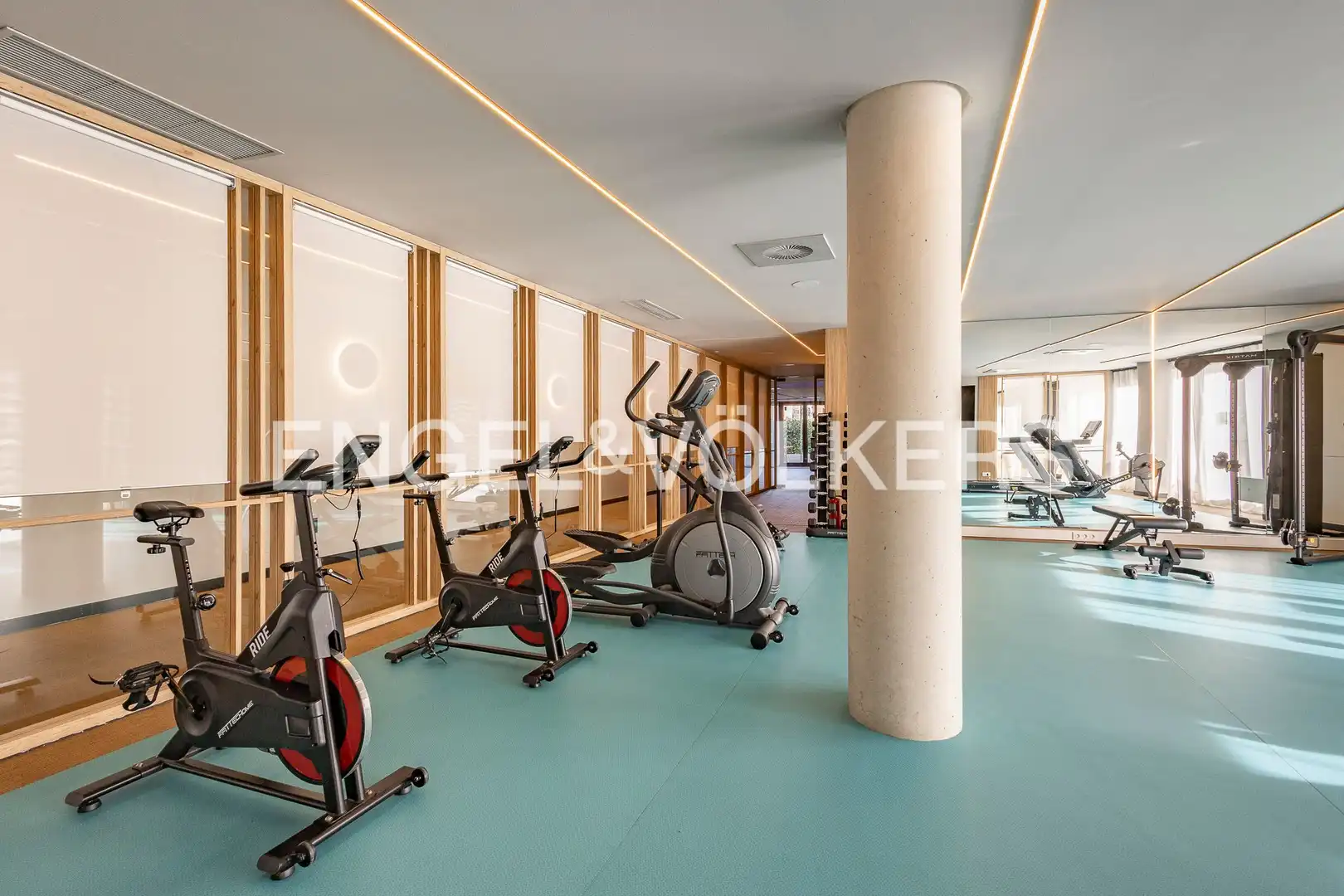 Apartamento en venta en Esplugues de Llobregat con Calefacción, Terraza y Trastero
