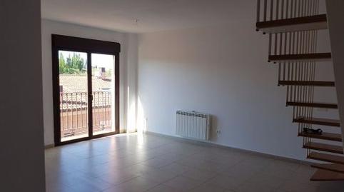 Foto 2 de Dúplex de alquiler en Calle Palacio, Valdeavero, Madrid