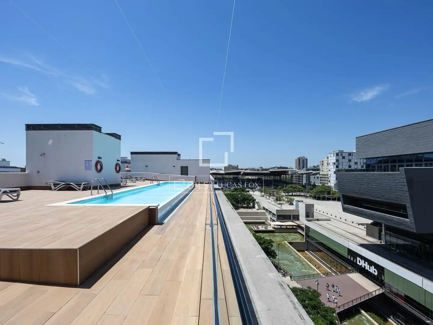 Piscina de Piso en venta en Barcelona con Aire acondicionado, Parquet y Terraza