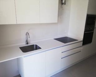 Kitchen of Flat to rent in  Valencia Capital  with Air Conditioner, Terrace and Swimming Pool