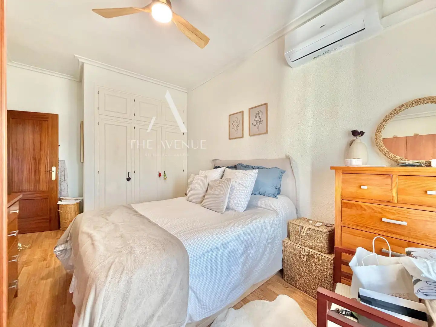 Schlafzimmer von Wohnung zum Verkauf in Madrid mit Klimaanlage und Heizung