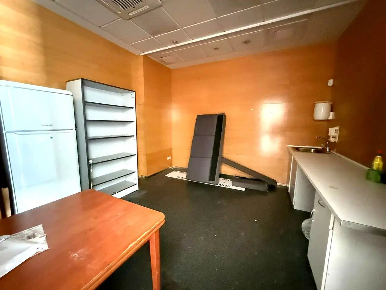 Business premises to rent in calle de l'Estació, imagen 9