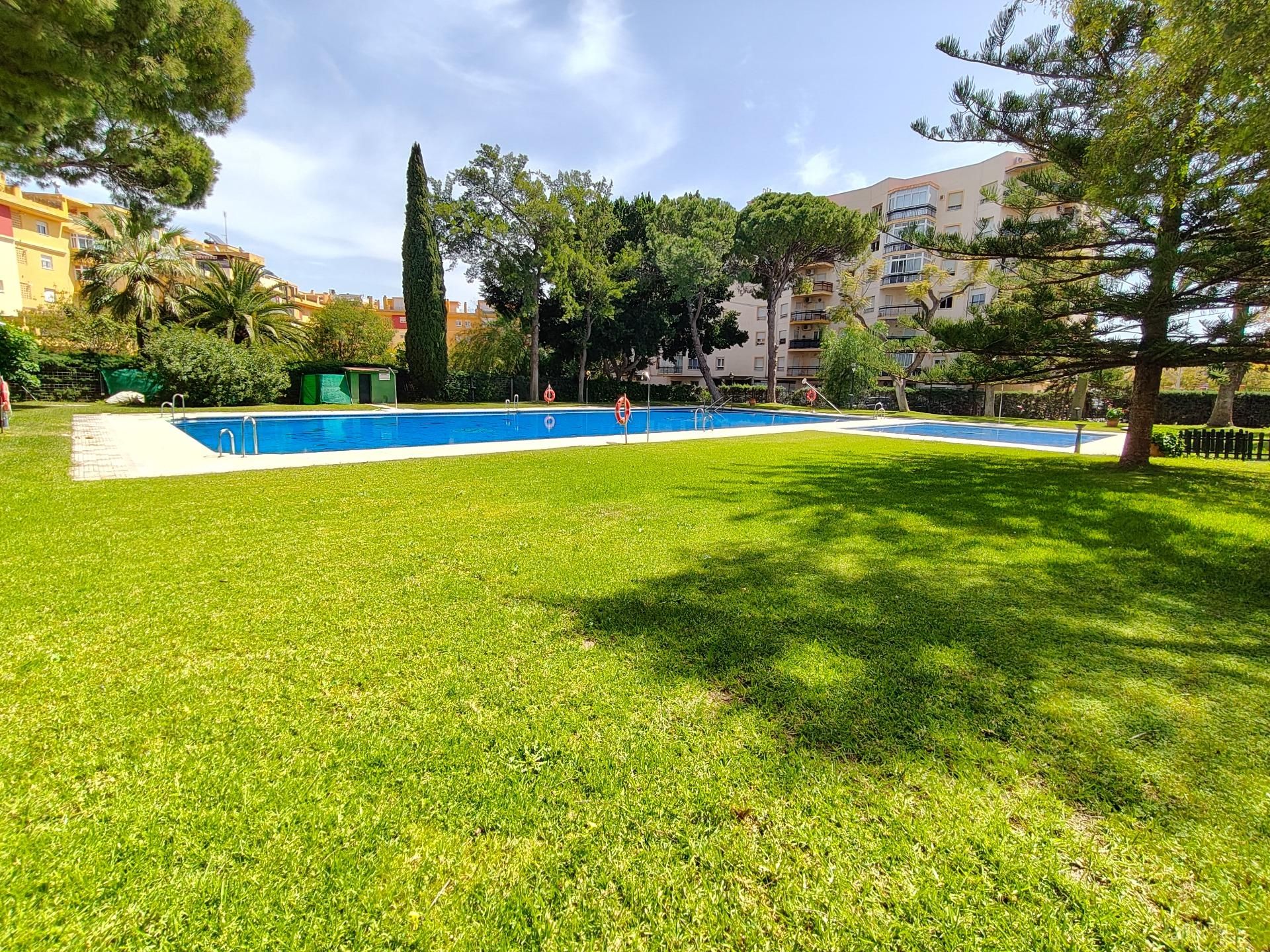 Piscina de Pis en venda en Málaga Capital amb Jardí privat, Terrassa i Balcó