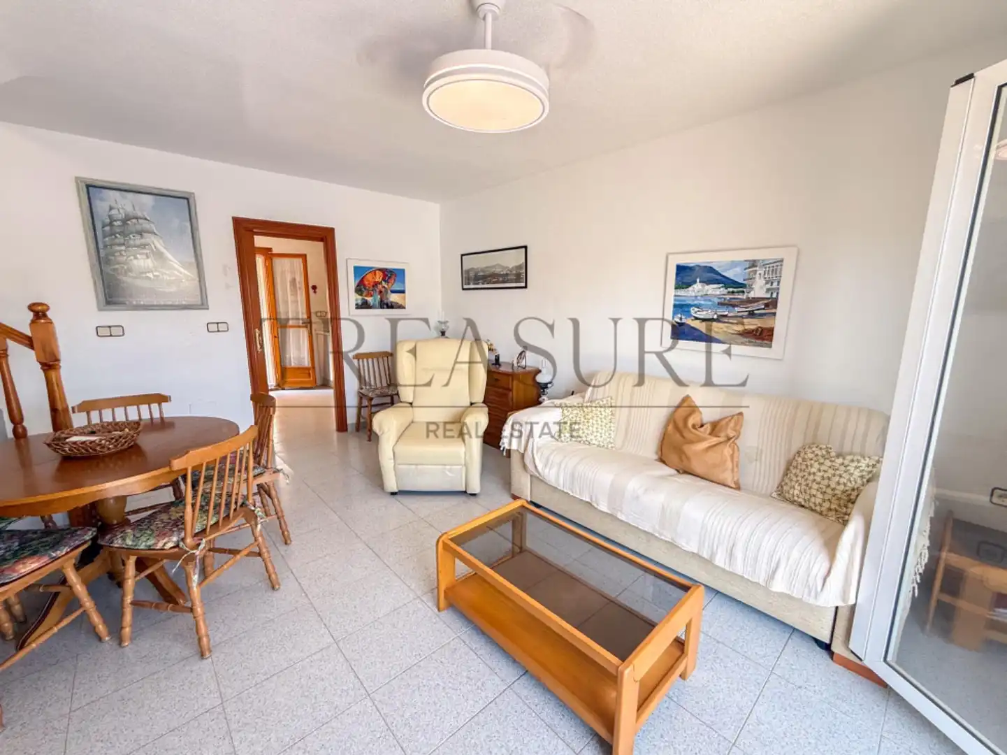 Sala de estar de Casa adosada en venta en Mazarrón con Aire acondicionado, Calefacción y Terraza