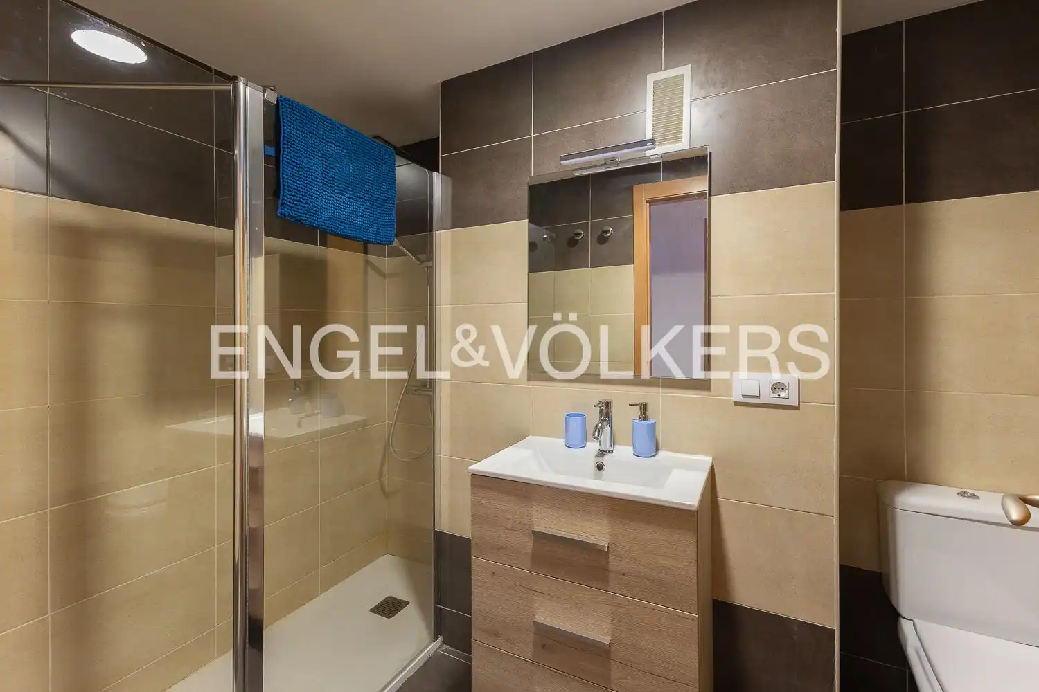 Baño de Piso de alquiler en Sagunto / Sagunt con Aire acondicionado, Calefacción y Parquet