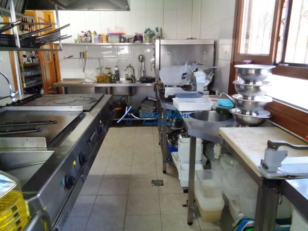 Cocina de Edificio en venta en Cuzcurrita de Río Tirón
