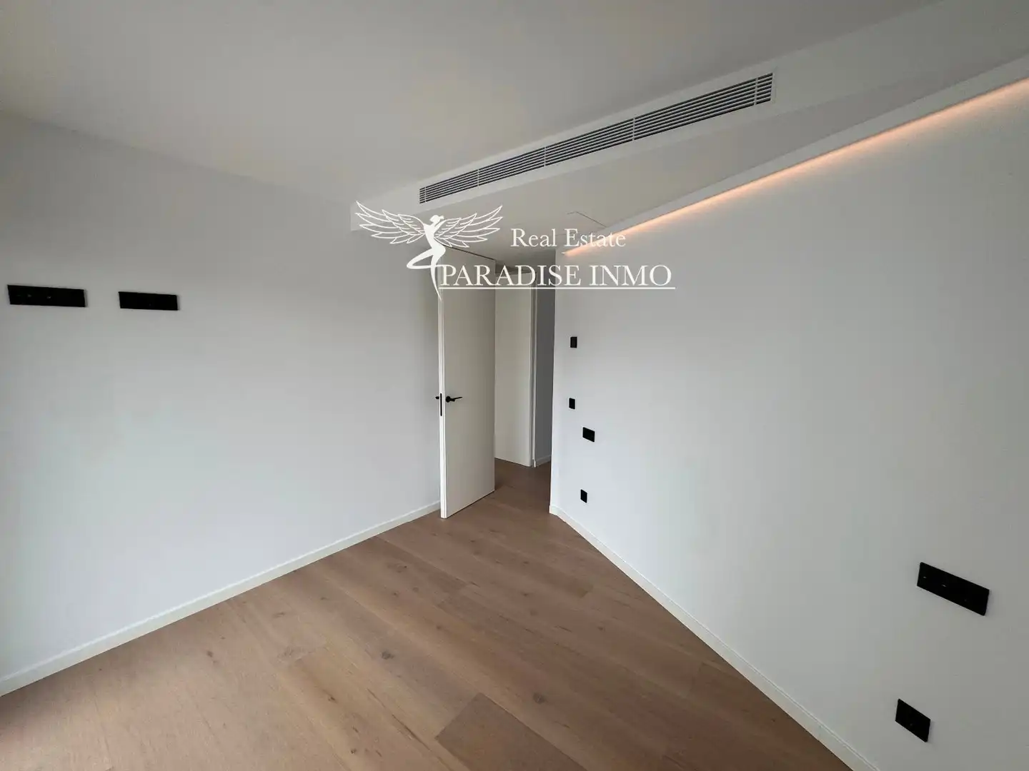 Schlafzimmer von Dachboden zum Verkauf in Eivissa mit Klimaanlage, Heizung und Terrasse