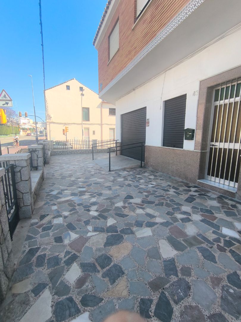 Vista exterior de Local de lloguer en Málaga Capital amb Terrassa
