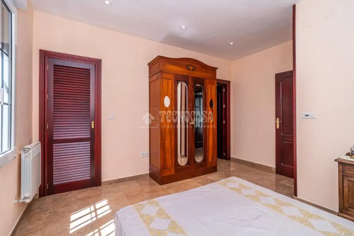 Habitación de Piso en venta en Linares con Calefacción