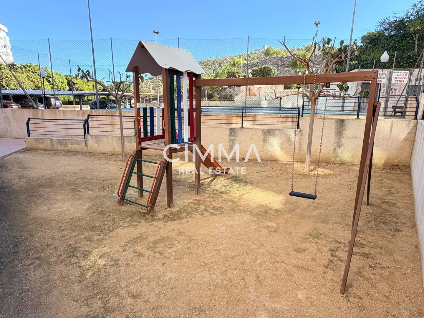 Erdgeschoss zum Verkauf in Villajoyosa / La Vila Joiosa mit Privatgarten, Terrasse und Schwimmbad