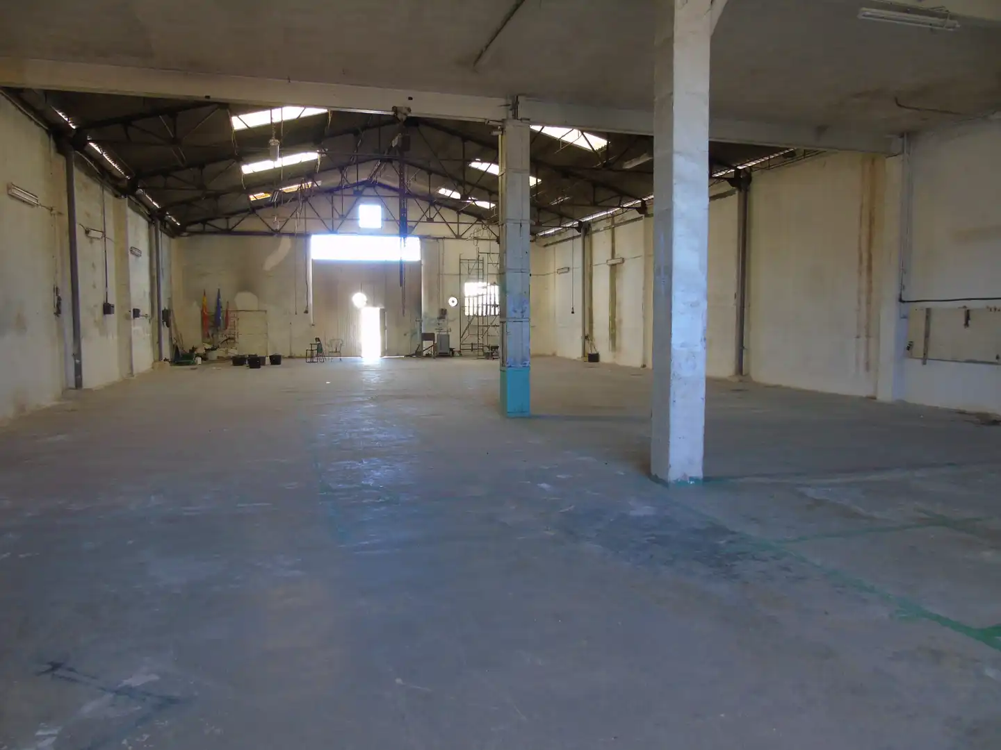 Industrial buildings for sale in Ceutí