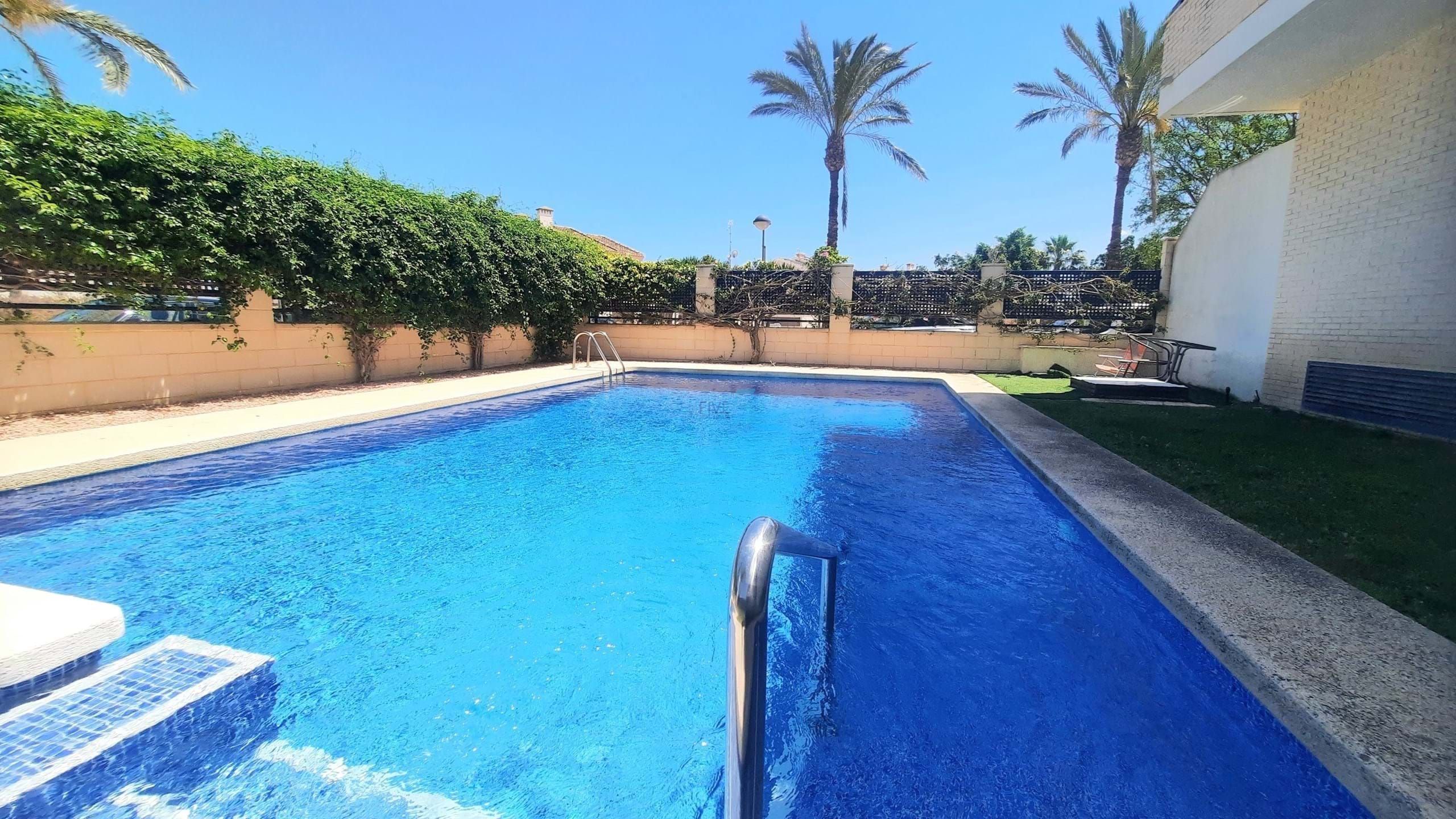 Swimming pool of Flat for sale in Torre-Pacheco  with Air Conditioner, Heating and Swimming Pool