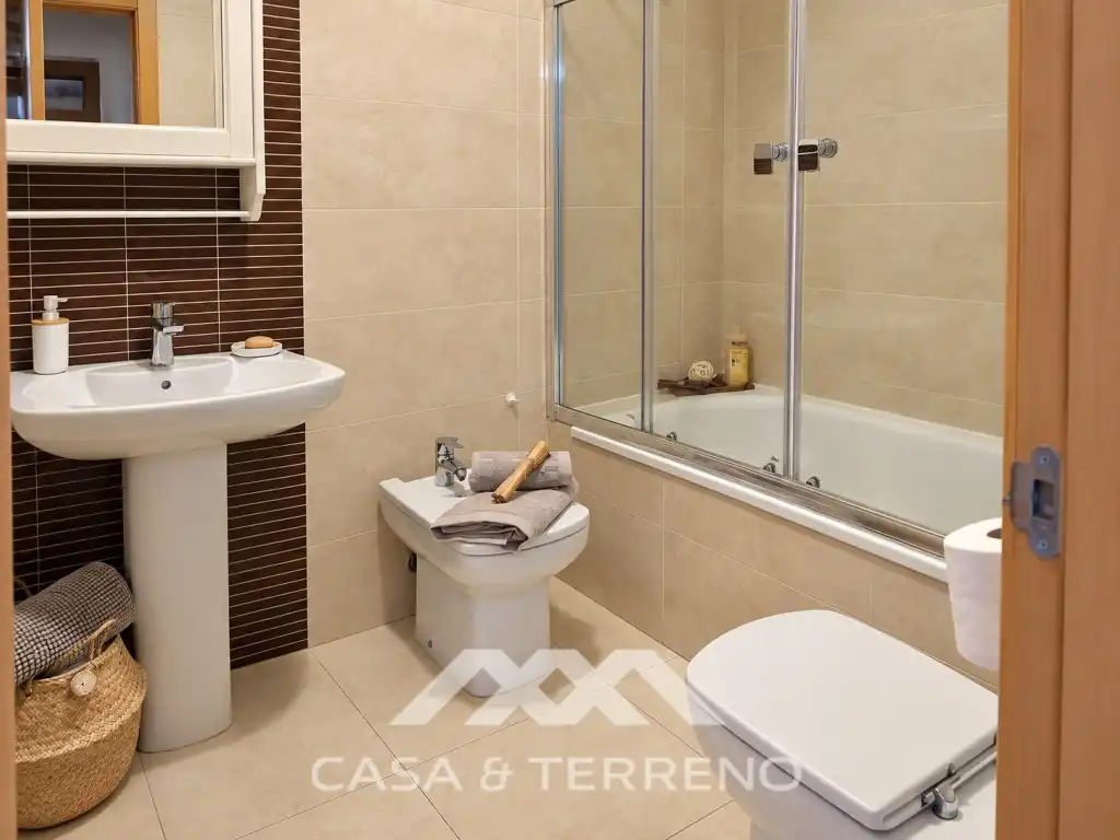 Wohnung zur Miete in Calle Mar Cantábrico, Poniente - Faro