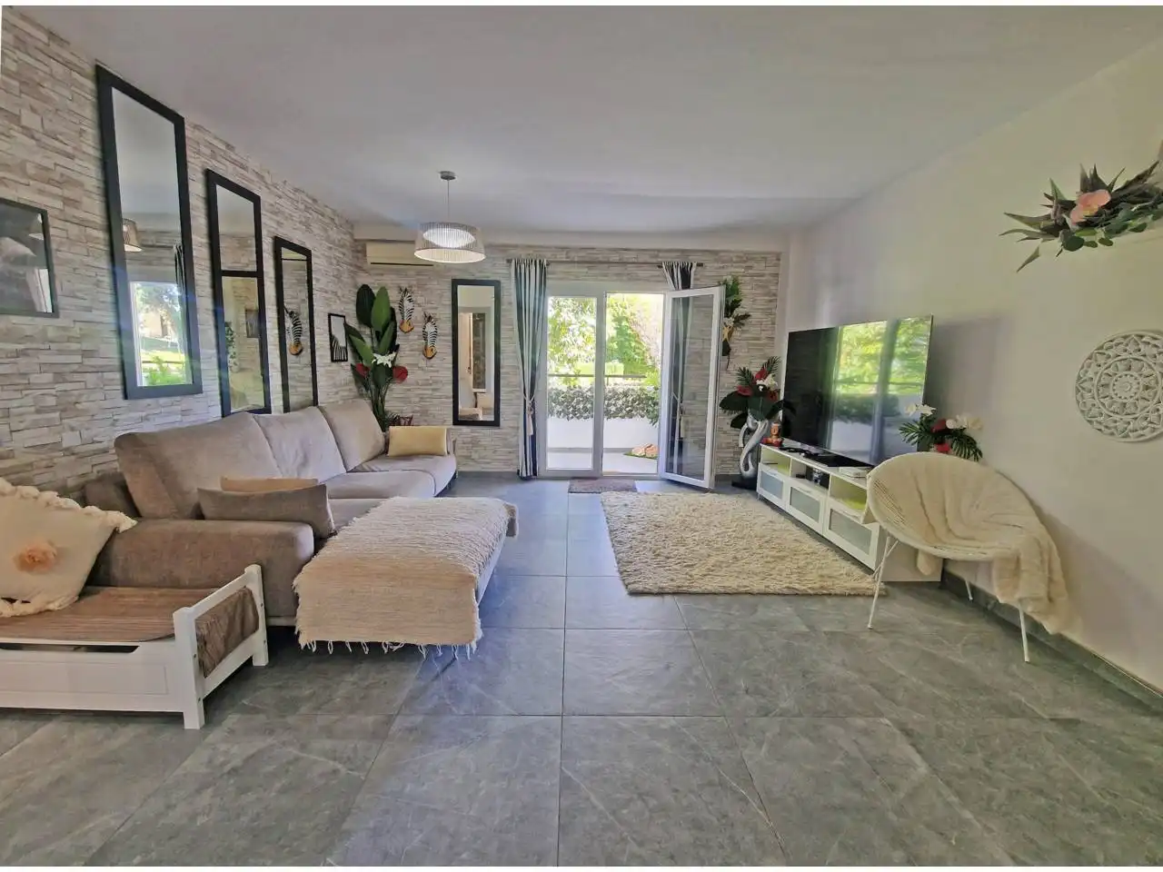Piso con piscina en venta en Avenida España de Calahonda, imagen 9