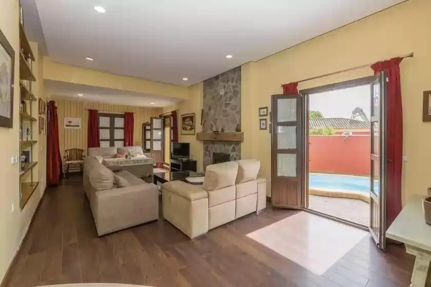 Living room of Houses for sale in Chiclana de la Frontera