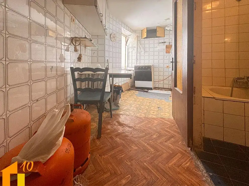 Kitchen of Apartments for sale in Burgos