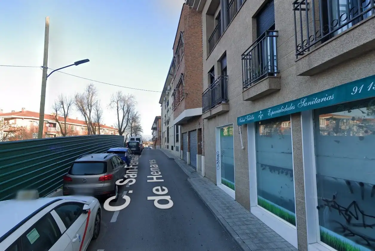 Dúplex en venta en Velilla de San Antonio