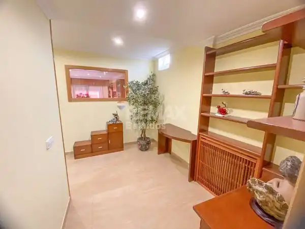 Piso en venta en Vilagarcía de Arousa con Calefacción, Parquet y Terraza