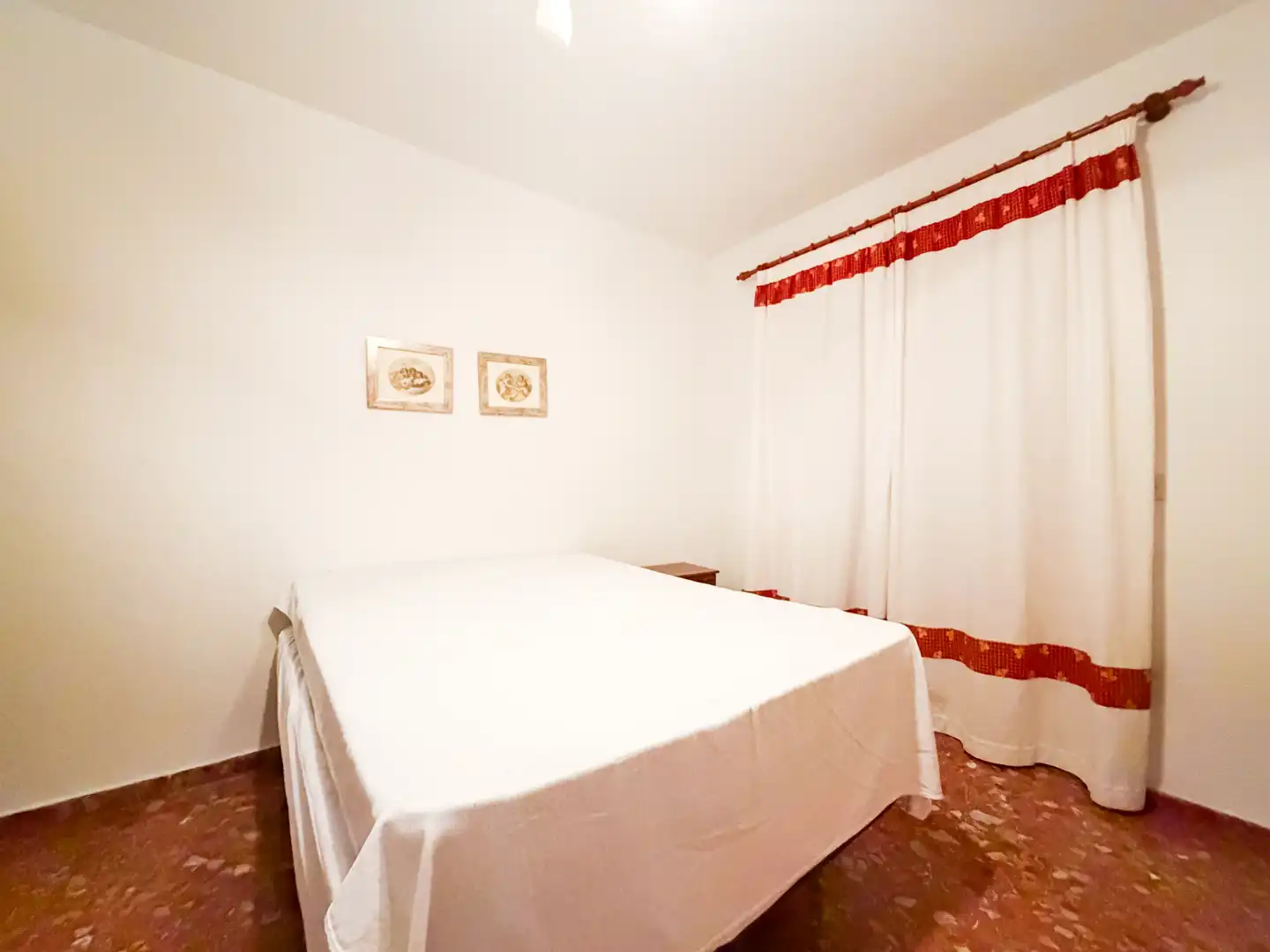 Habitación de Casa adosada en venta en Zújar con Calefacción, Terraza y Amueblado