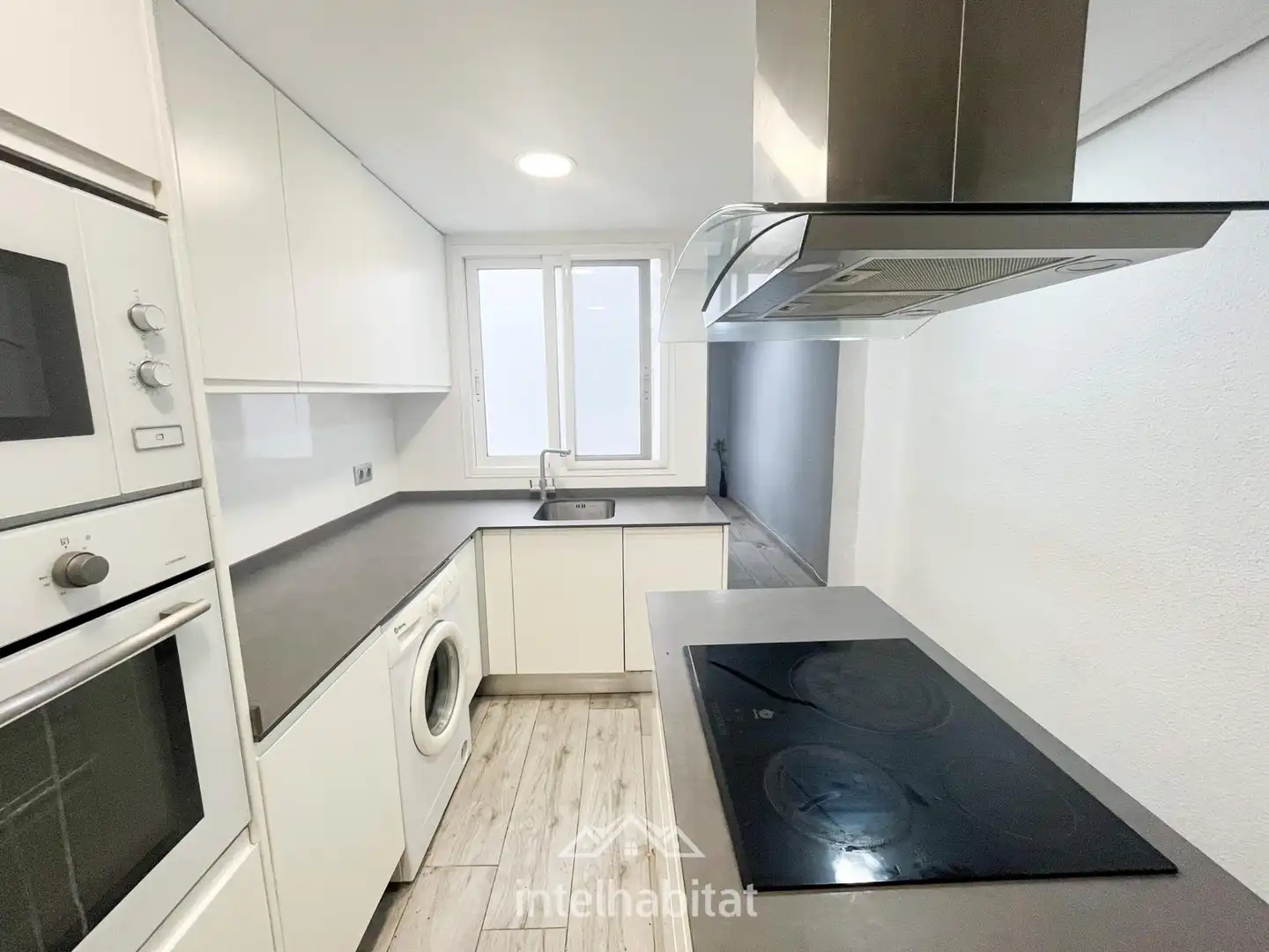 Cocina de Piso en venta en Valencia con Aire acondicionado, Terraza y Amueblado