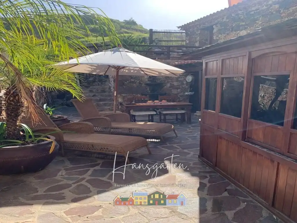 Terrassa de Finca rústica en venda en Tejeda amb Aire condicionat i Jardí privat