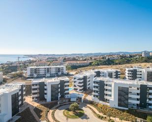 Vista exterior de Àtic en venda en Fuengirola amb Aire condicionat, Calefacció i Terrassa