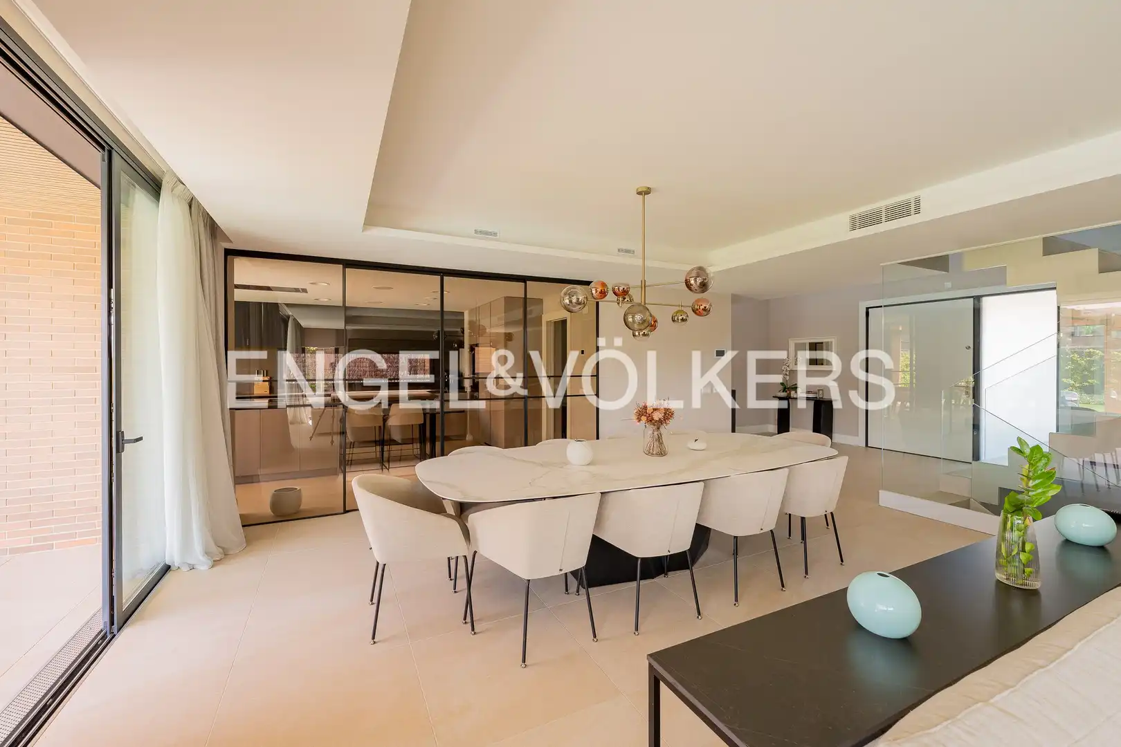 Comedor de Casa o chalet en venta en Las Rozas de Madrid con Aire acondicionado, Calefacción y Jardín privado