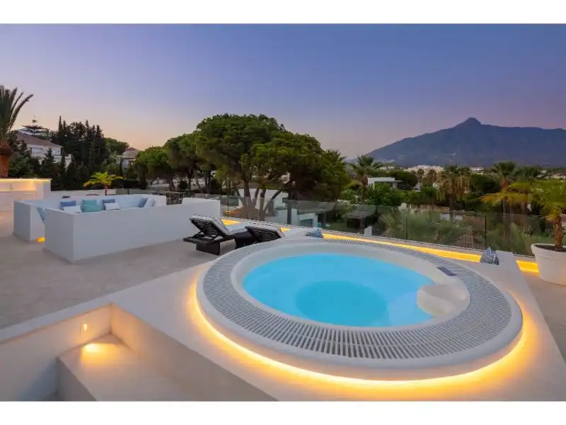 Casa amb piscina en venda a Marbella Centro, imagen 23